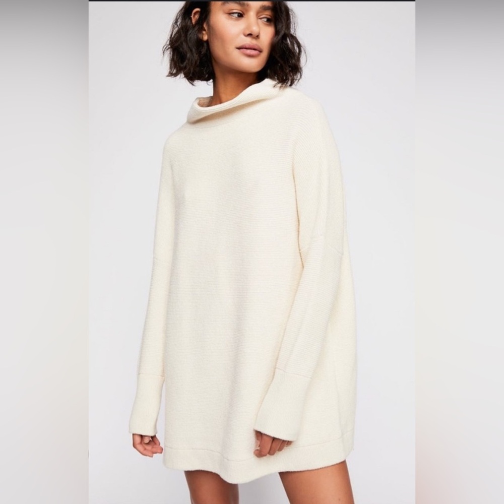 FREE PEOPLE- Ottoman Slouchy Ivory Tunic Sweater